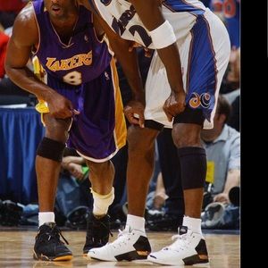 Pre owned retro 17 - limited edition